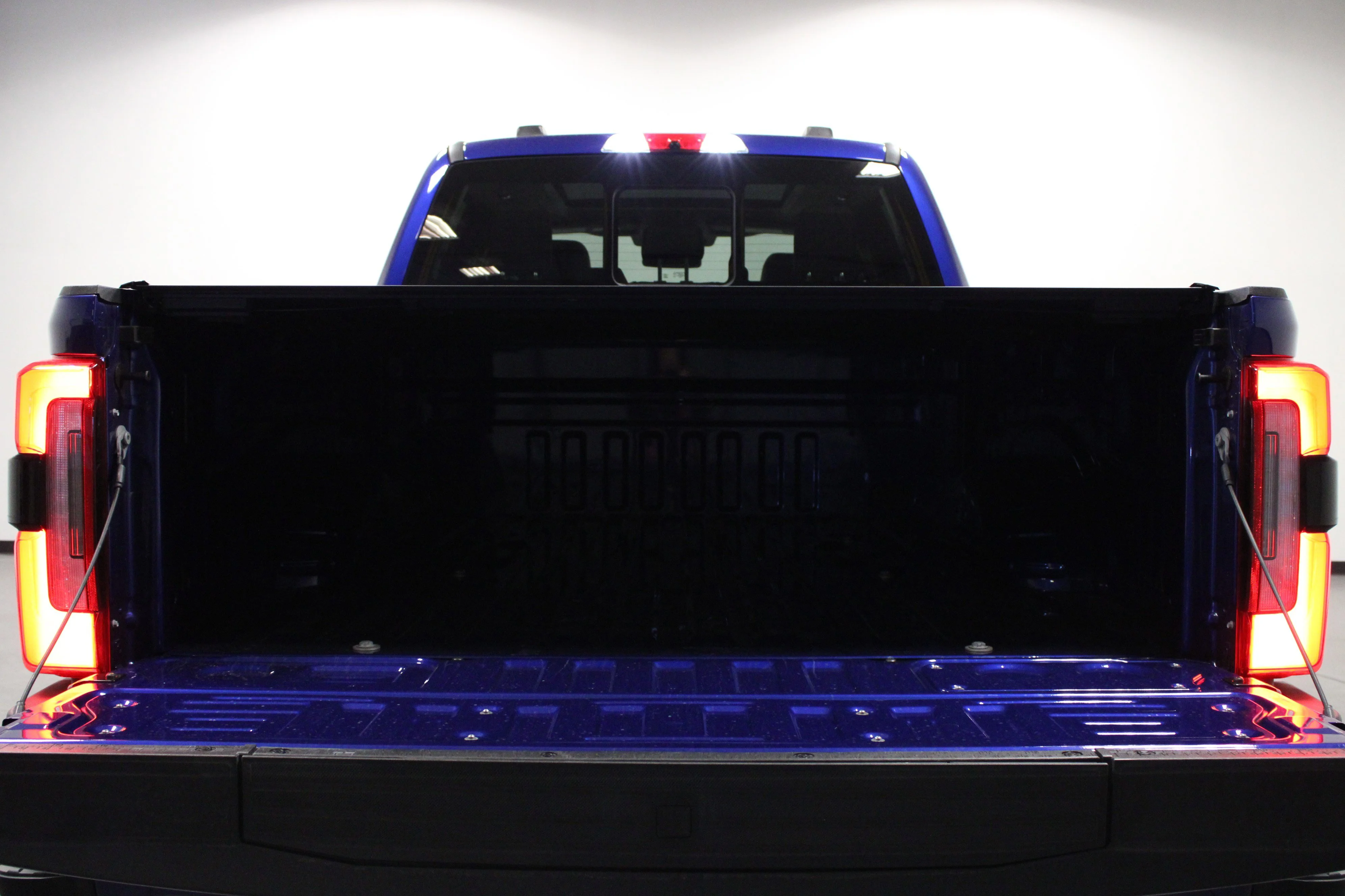 Used 2026 Argon Blue Metallic Ford Platinum image 14