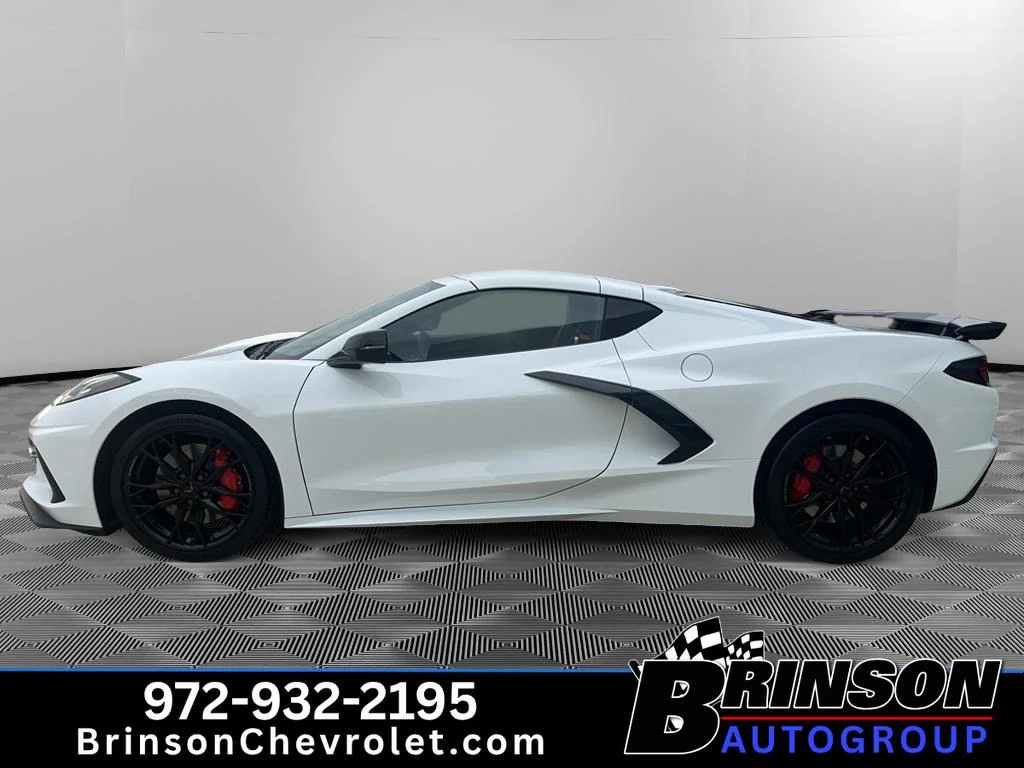 New 2026 Arctic White Chevrolet 2LT image 4
