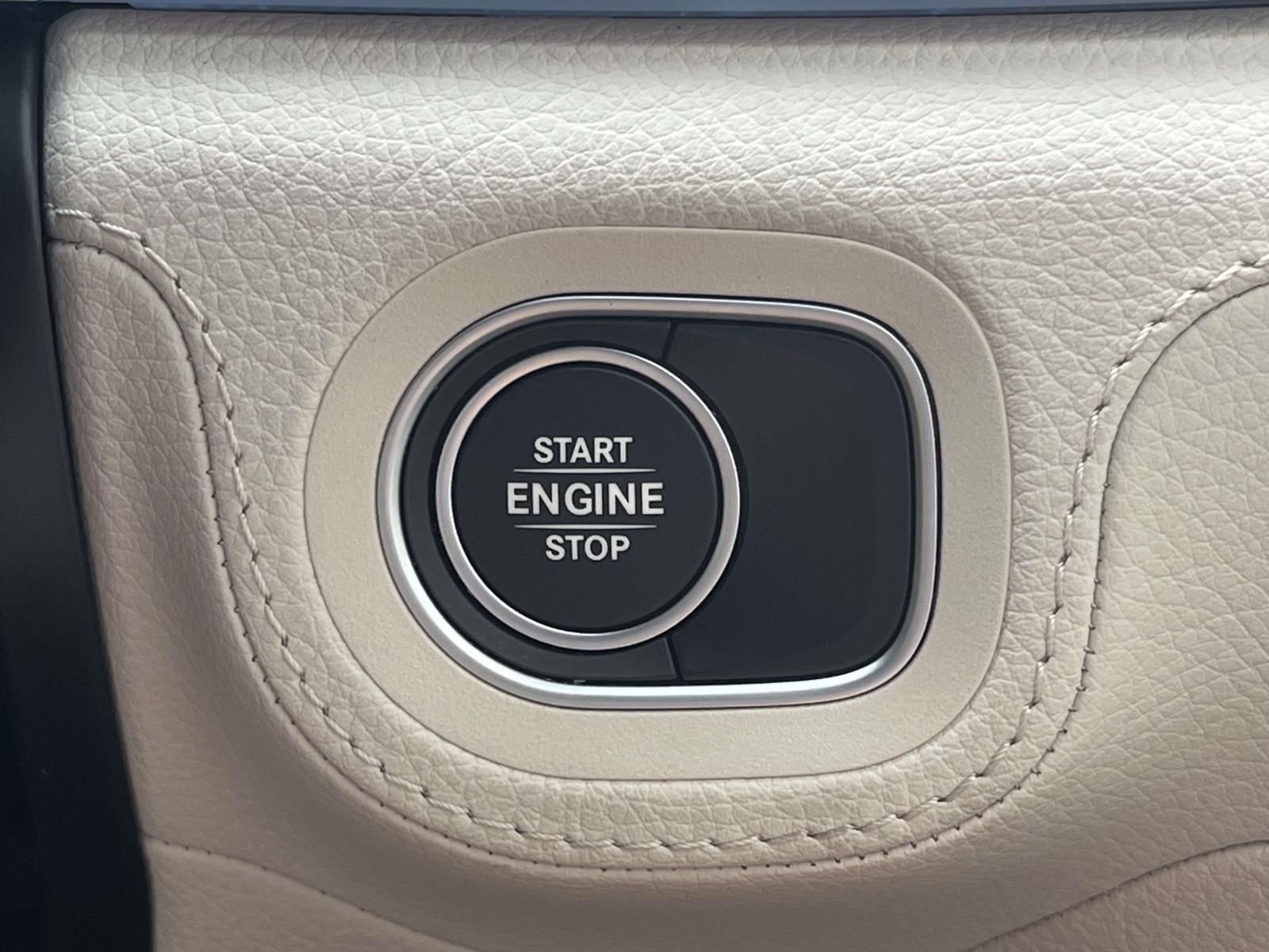 Certified Used 2024 MANUFAKTUR Alpine Gray Mercedes-Benz GLE 450e image 39