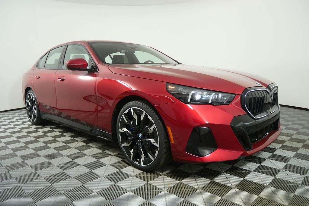 Used 2026 Vegas Red Metallic BMW 530i image 8