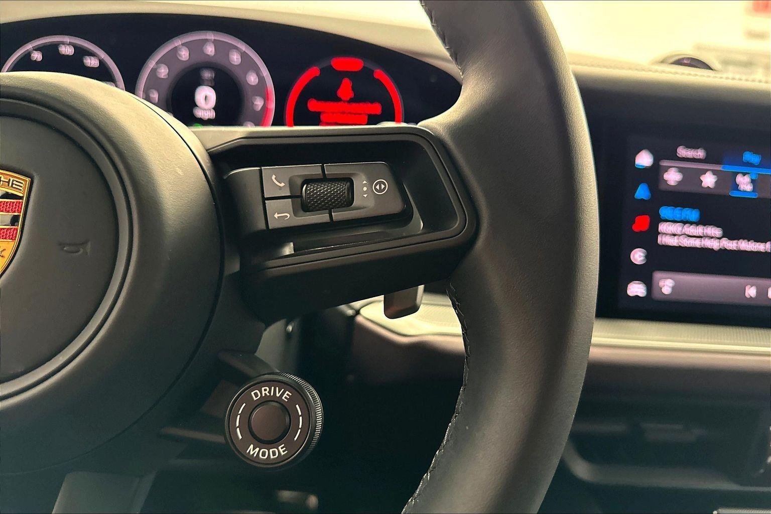 Used 2025 White Porsche S E-Hybrid image 15