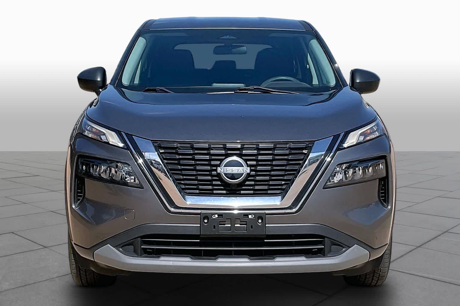 Used 2023 Gun Metallic Nissan S image 3