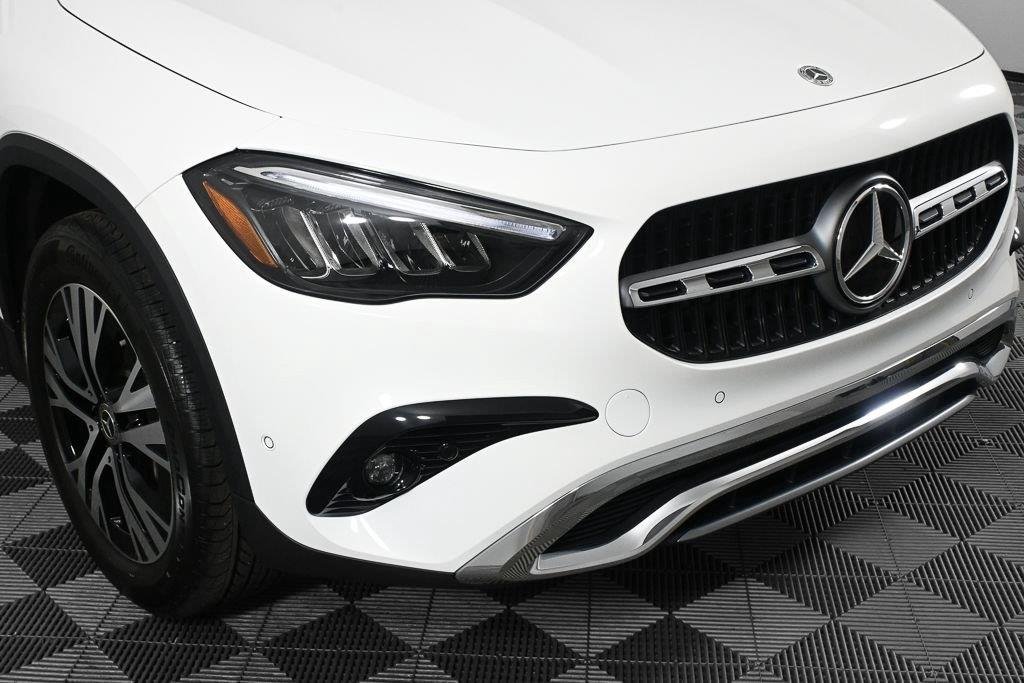 New 2026 Polar White Mercedes-Benz GLA 250 image 37