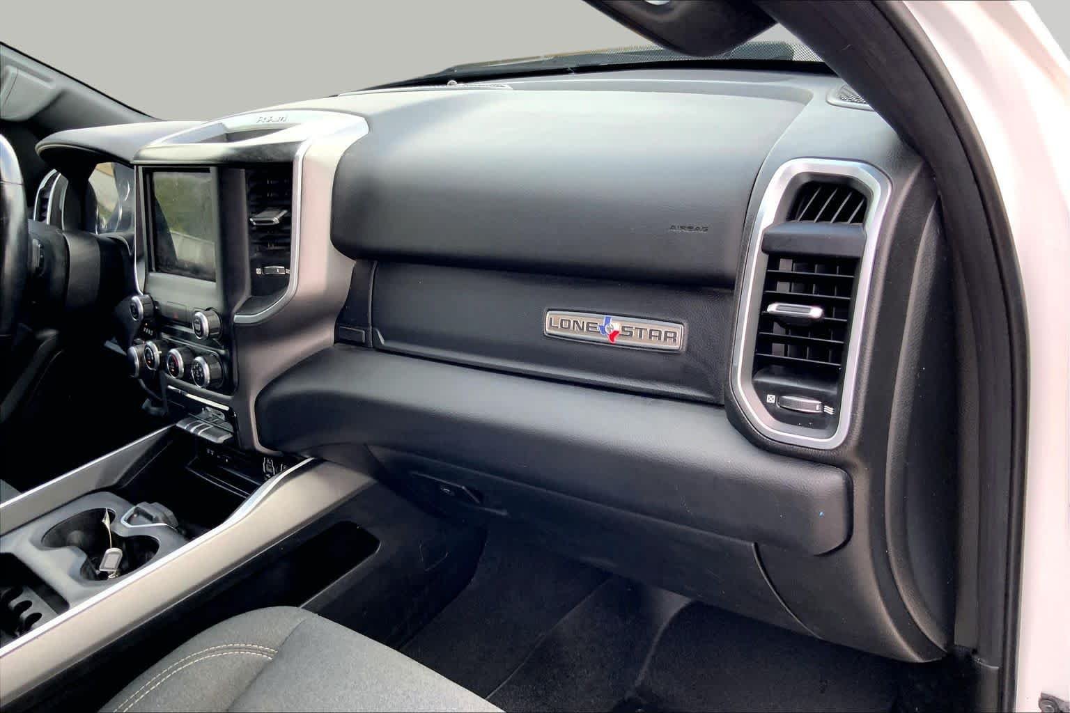 Used 2019 Bright White Clearcoat Ram Big Horn/Lone Star image 18