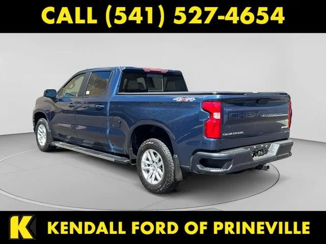 Used 2019 Blue Chevrolet RST image 3