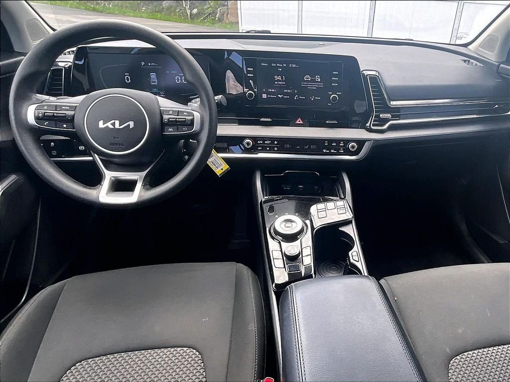 Used 2023 Fusion Black Kia LX image 21