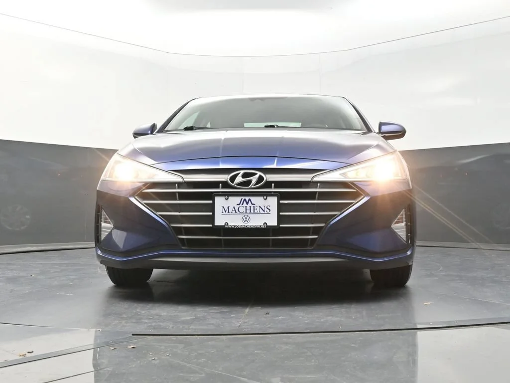 Used 2020 Blue Hyundai SE image 24