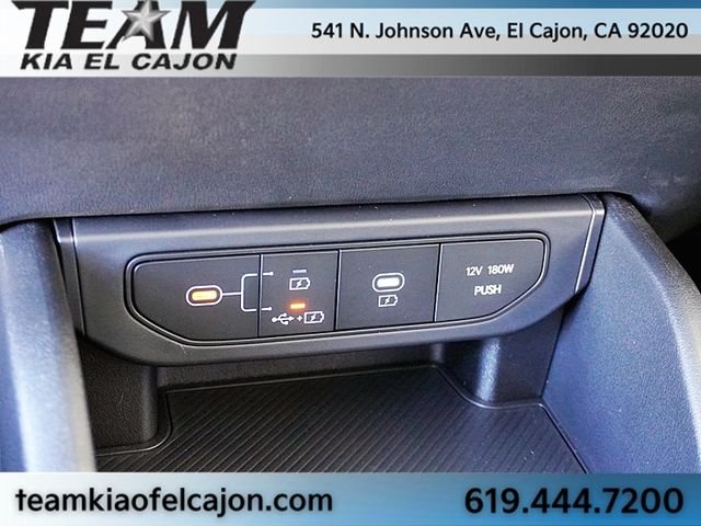 Used 2026 White Kia LXS image 30