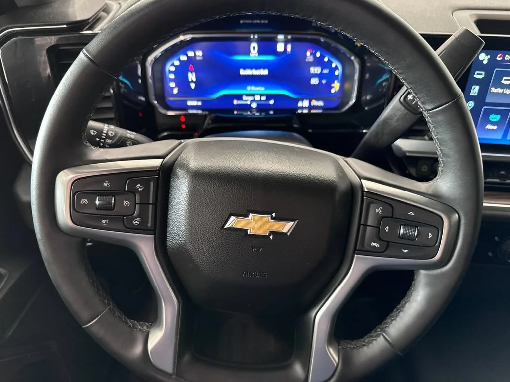 2023 Chevrolet Silverado 1500 LT - Photo 15