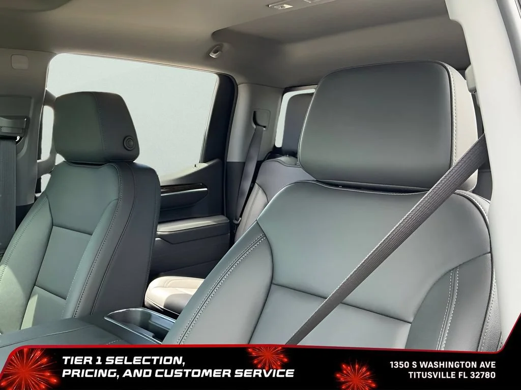 New 2026 Sterling Metallic GMC Elevation image 18