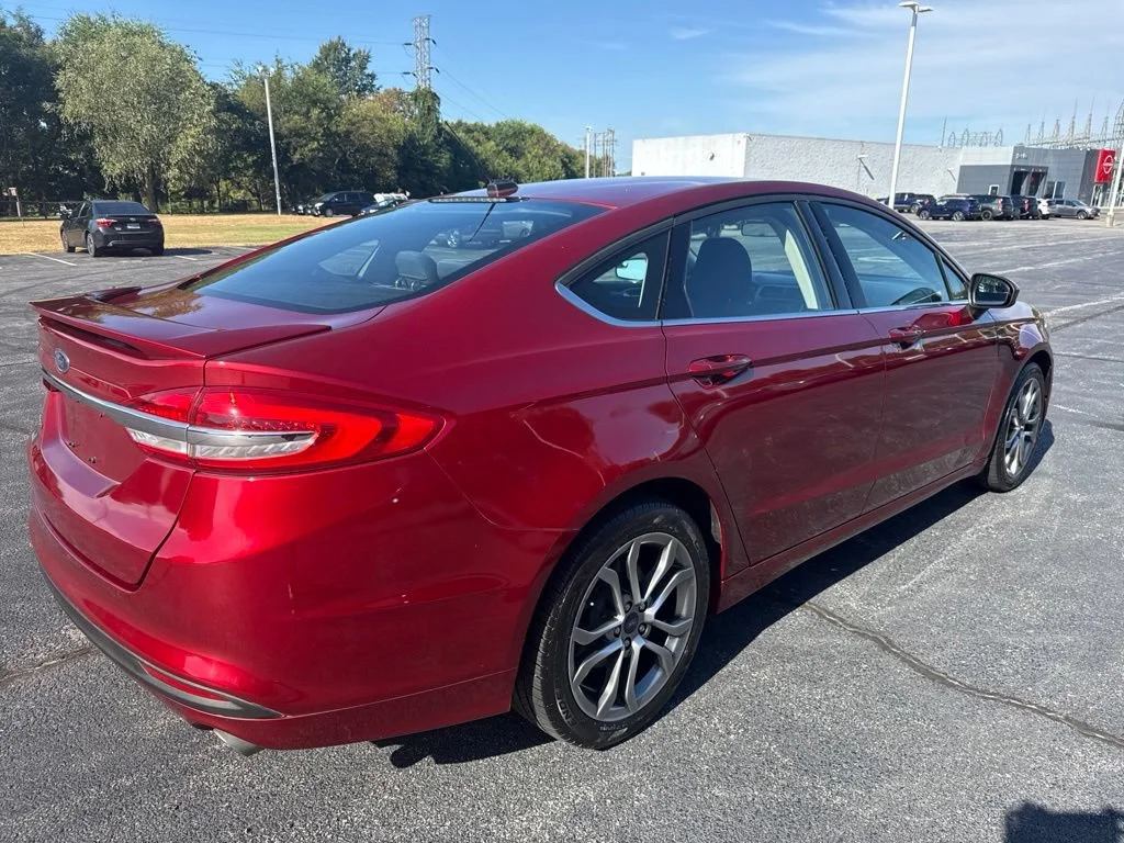 Used 2017 Red Ford S image 6