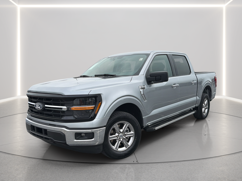Used 2025 Silver Ford XLT image 9