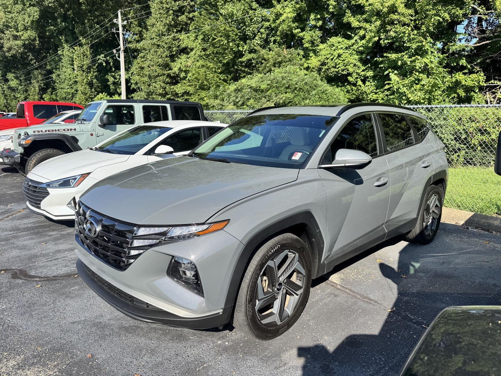 Certified Used 2024 Hampton Gray Hyundai SEL image 3