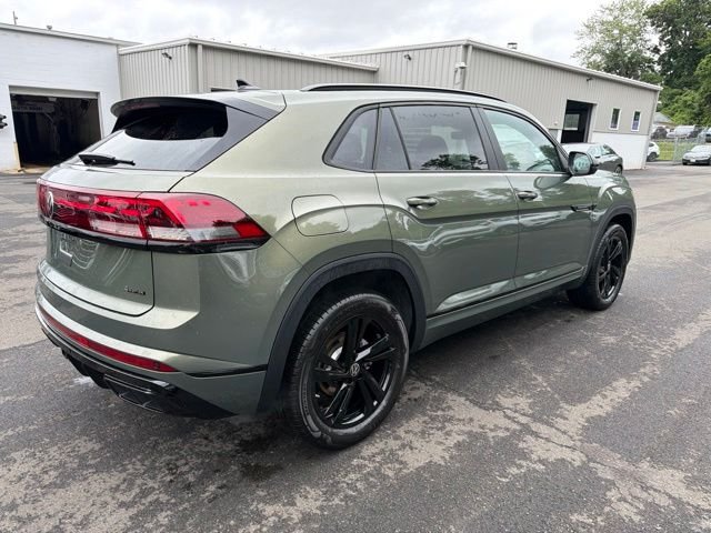 New 2026 Green Volkswagen SEL R-Line Black image 5