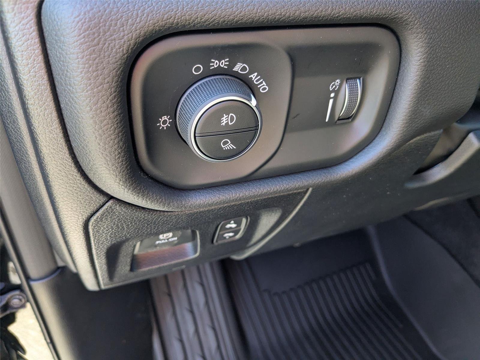 2025 RAM 1500 Big Horn/Lone Star - Photo 14