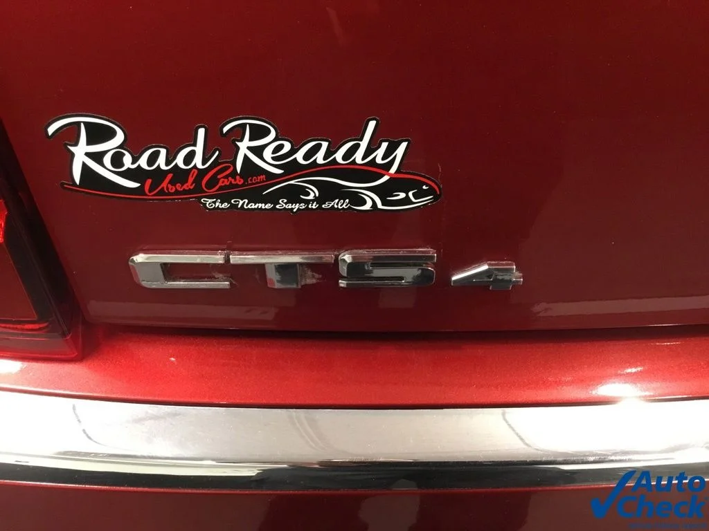 Used 2011 Red Cadillac Luxury image 15