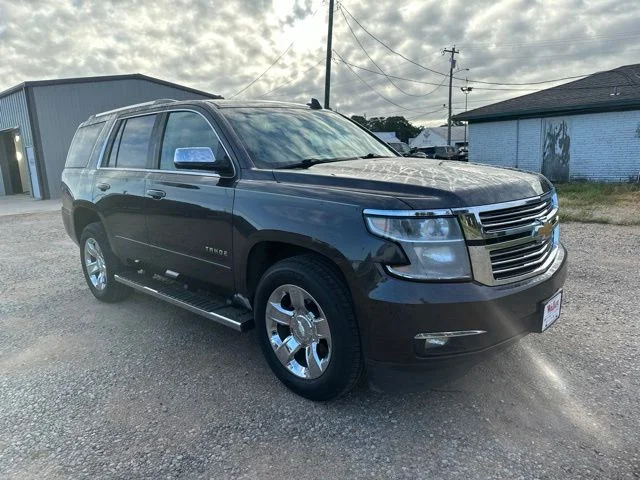Used 2018 Gray Chevrolet Premier image 2
