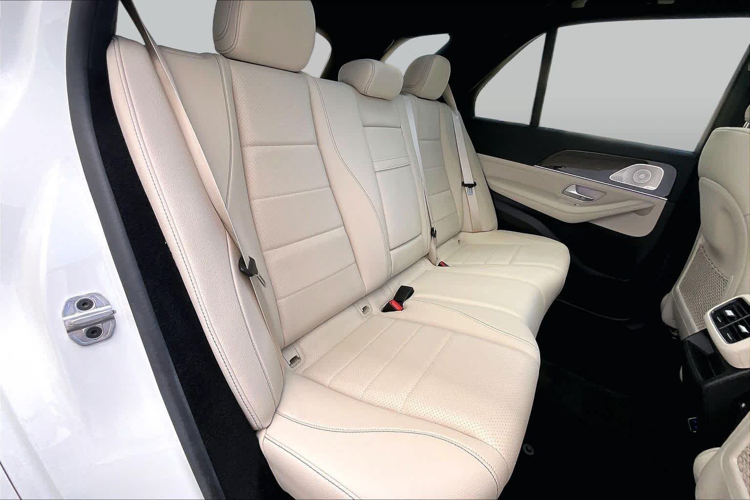 Used 2026 Polar White Mercedes-Benz GLE 450 image 18