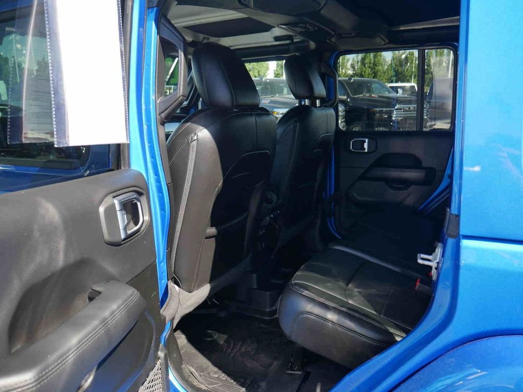 Used 2022 Blue Jeep Unlimited Sahara Altitude image 15