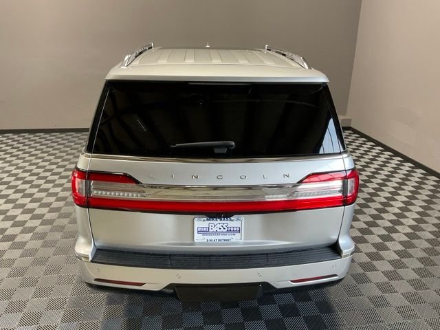 Used 2019 Ingot Silver Metallic Lincoln Reserve image 12