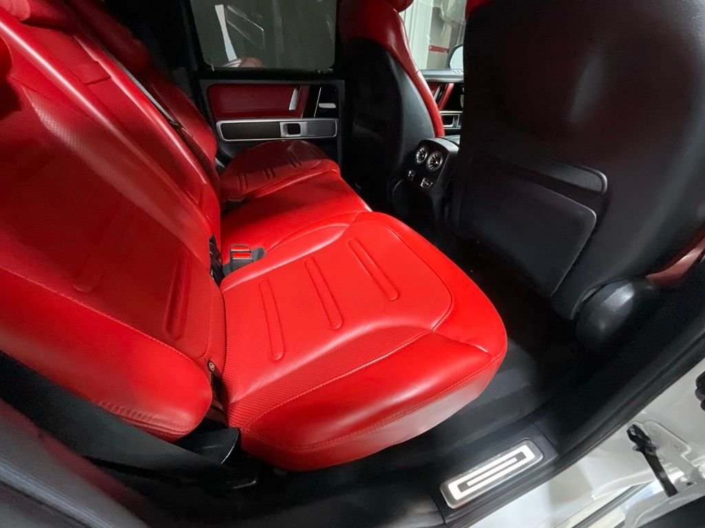 Used 2022 White Mercedes-Benz G 550 image 22
