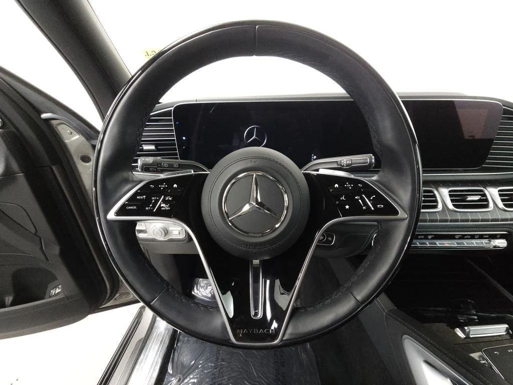 Used 2025 Black Mercedes-Benz Maybach GLS 600 image 12