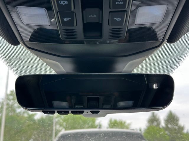 New 2026 Pure White Volkswagen 2.0T Autobahn image 35