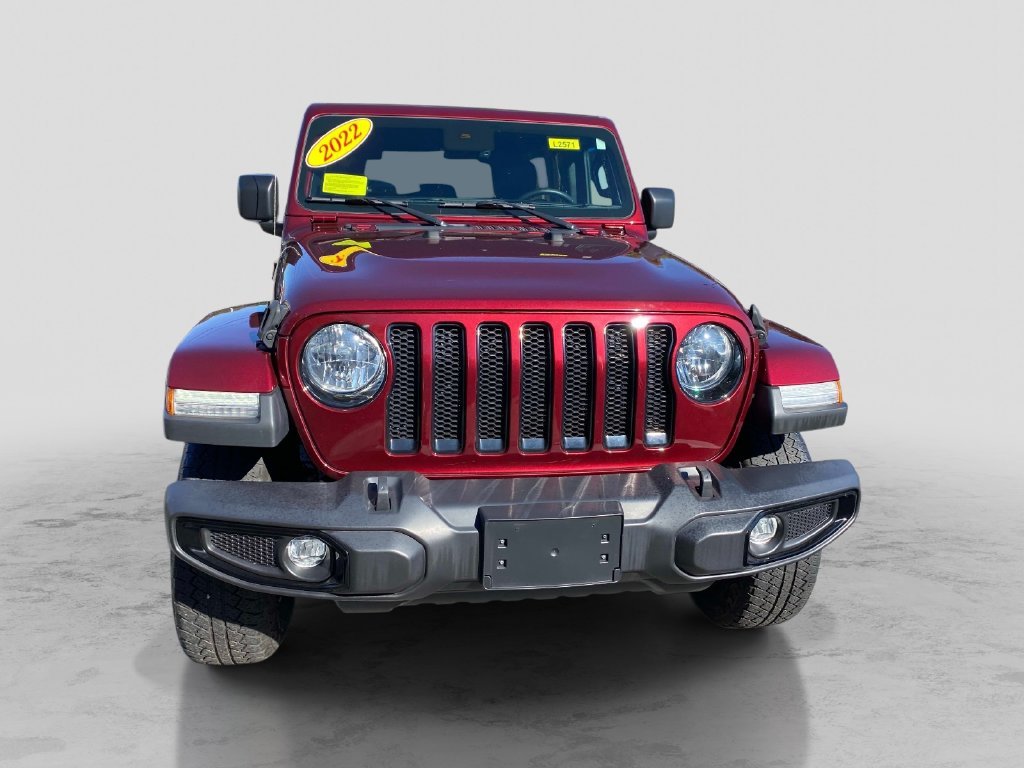 Used 2022  Jeep Unlimited Sahara Altitude image 11