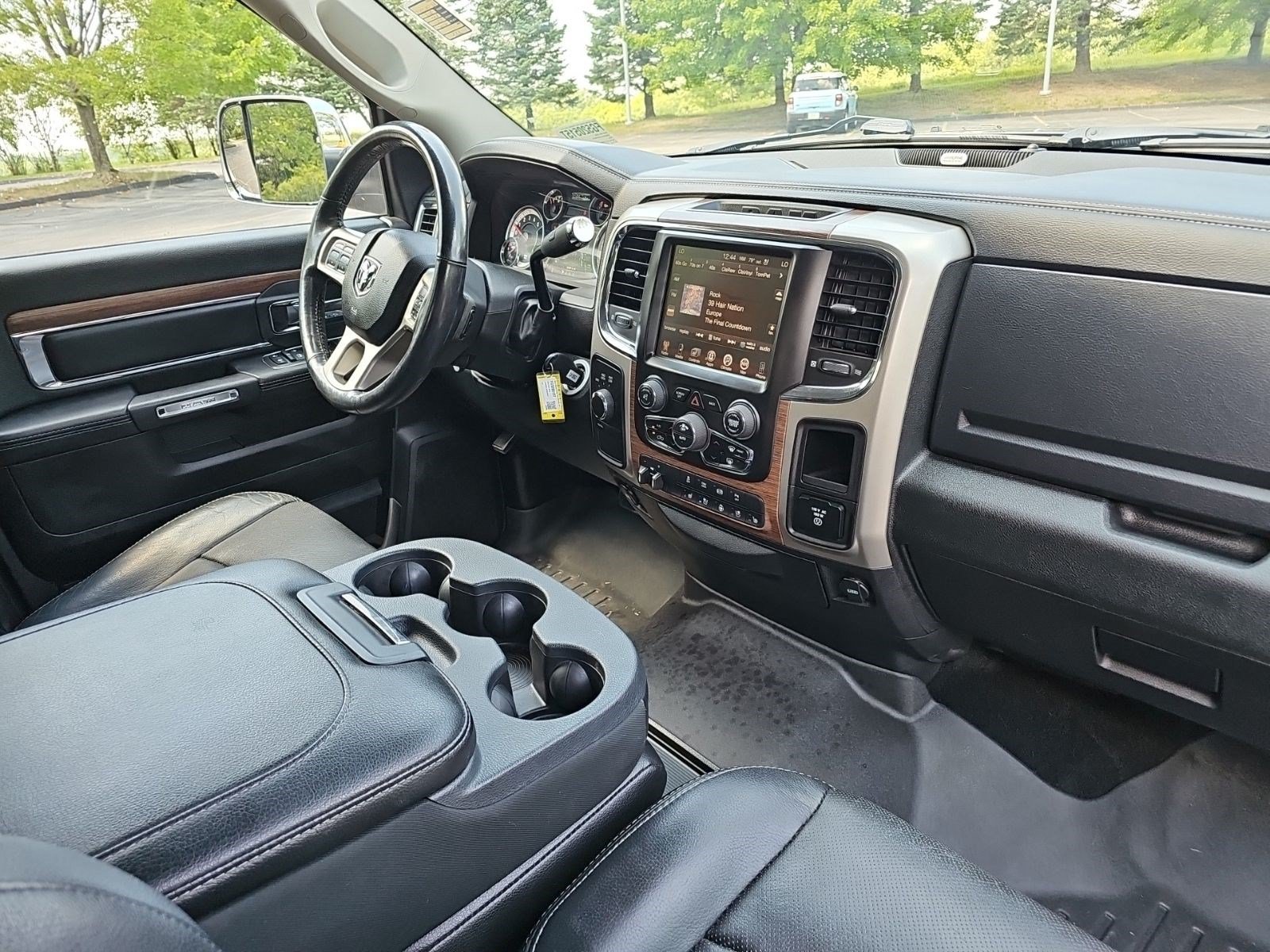 Used 2015 Bright Silver Metallic Clearcoat Ram Laramie image 12