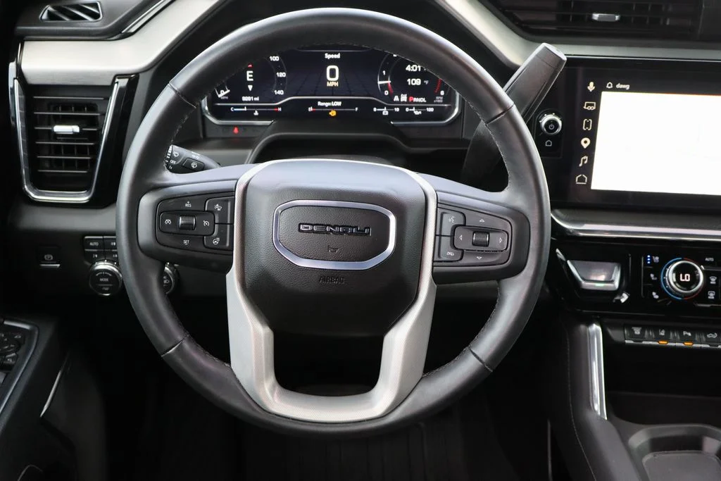 Used 2025 Black GMC Denali image 14