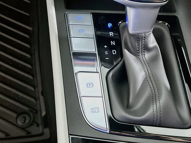 New 2026 Black Hyundai Limited image 19