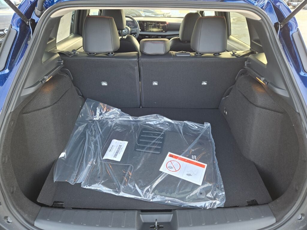 New 2026 Deep Blue Pearl Nissan SR image 14