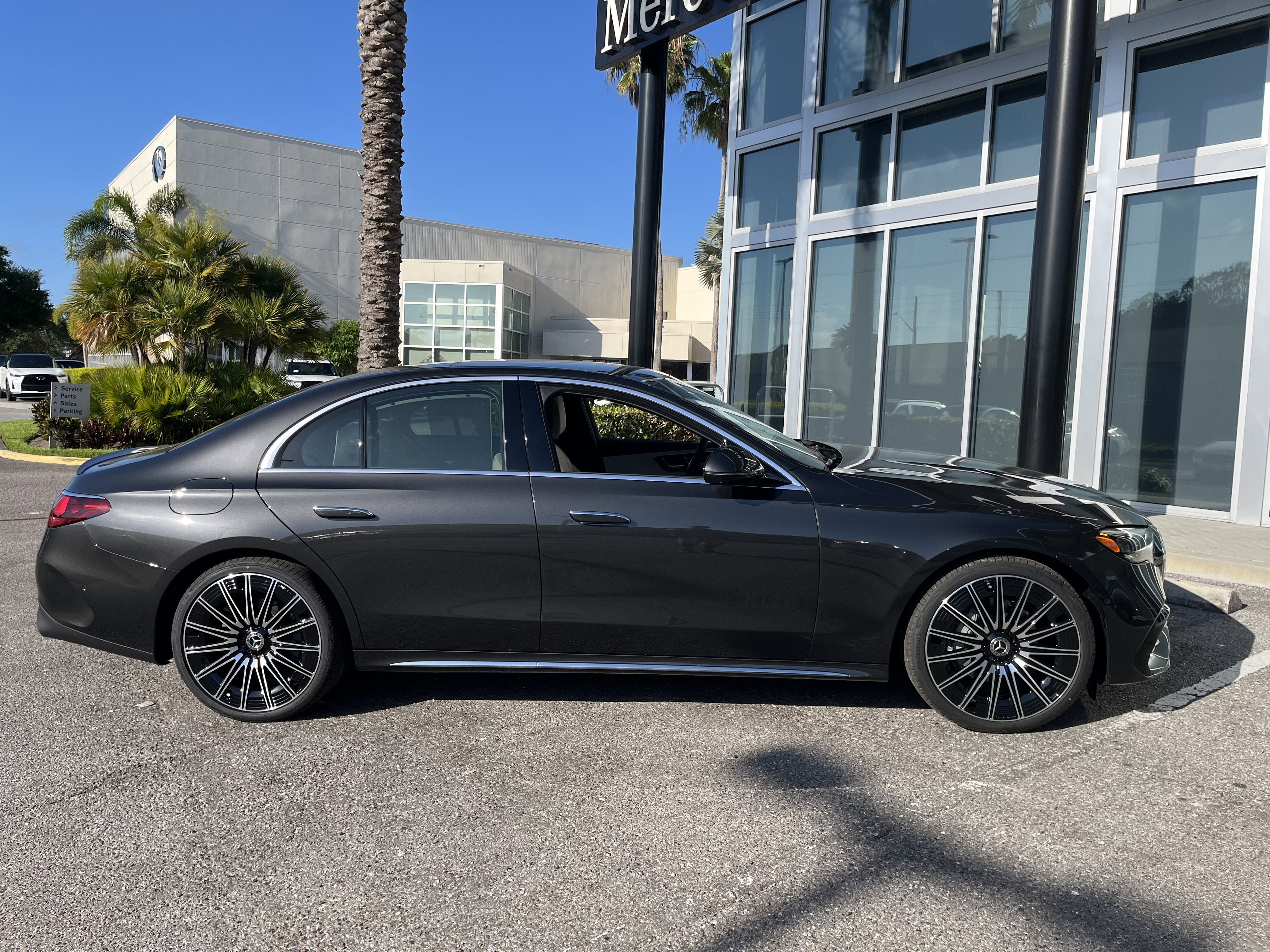 New 2026 Graphite Grey Metallic Mercedes-Benz E 350 image 37