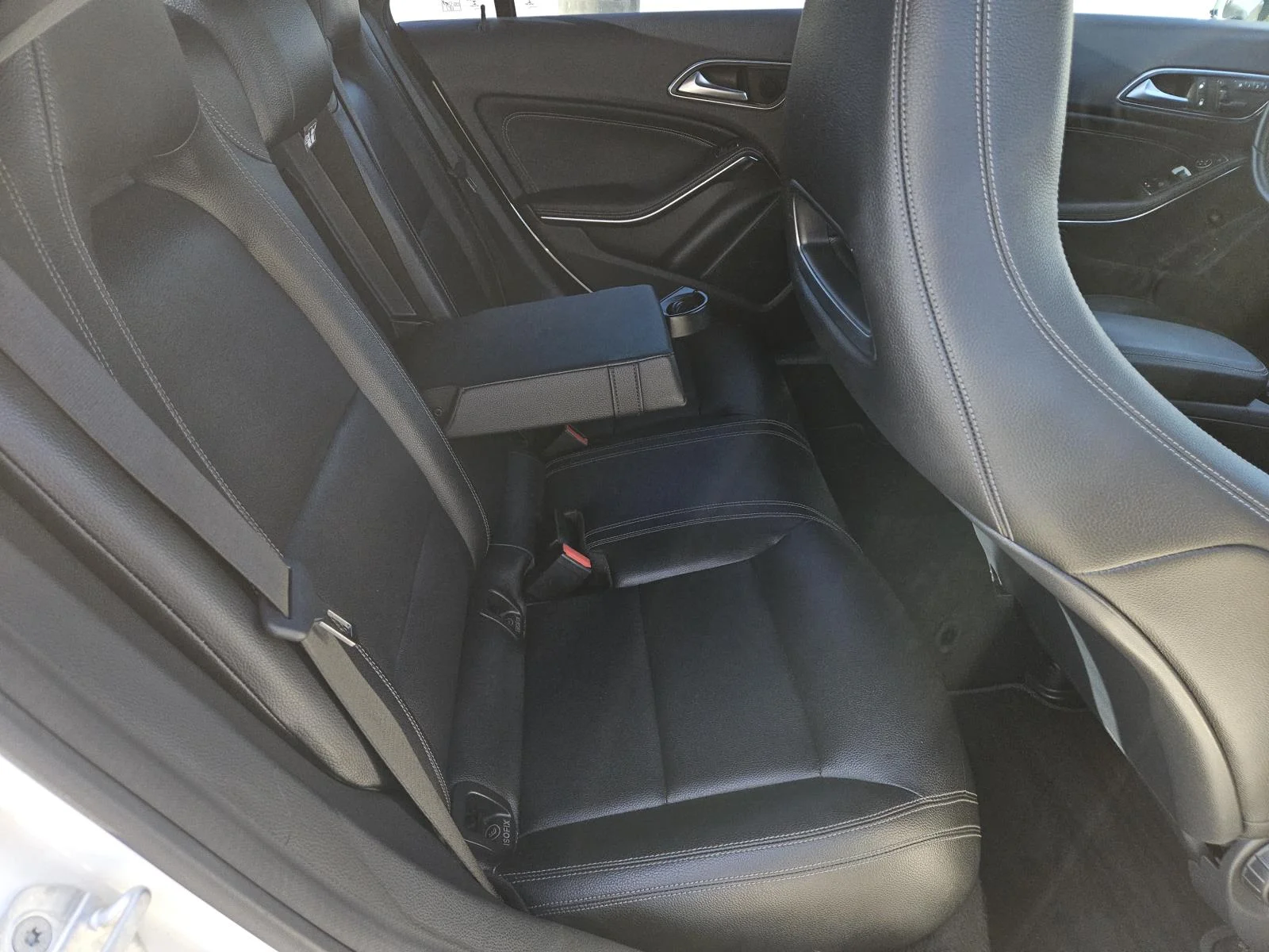 Used 2016 Cirrus White Mercedes-Benz CLA250 Coupe image 30