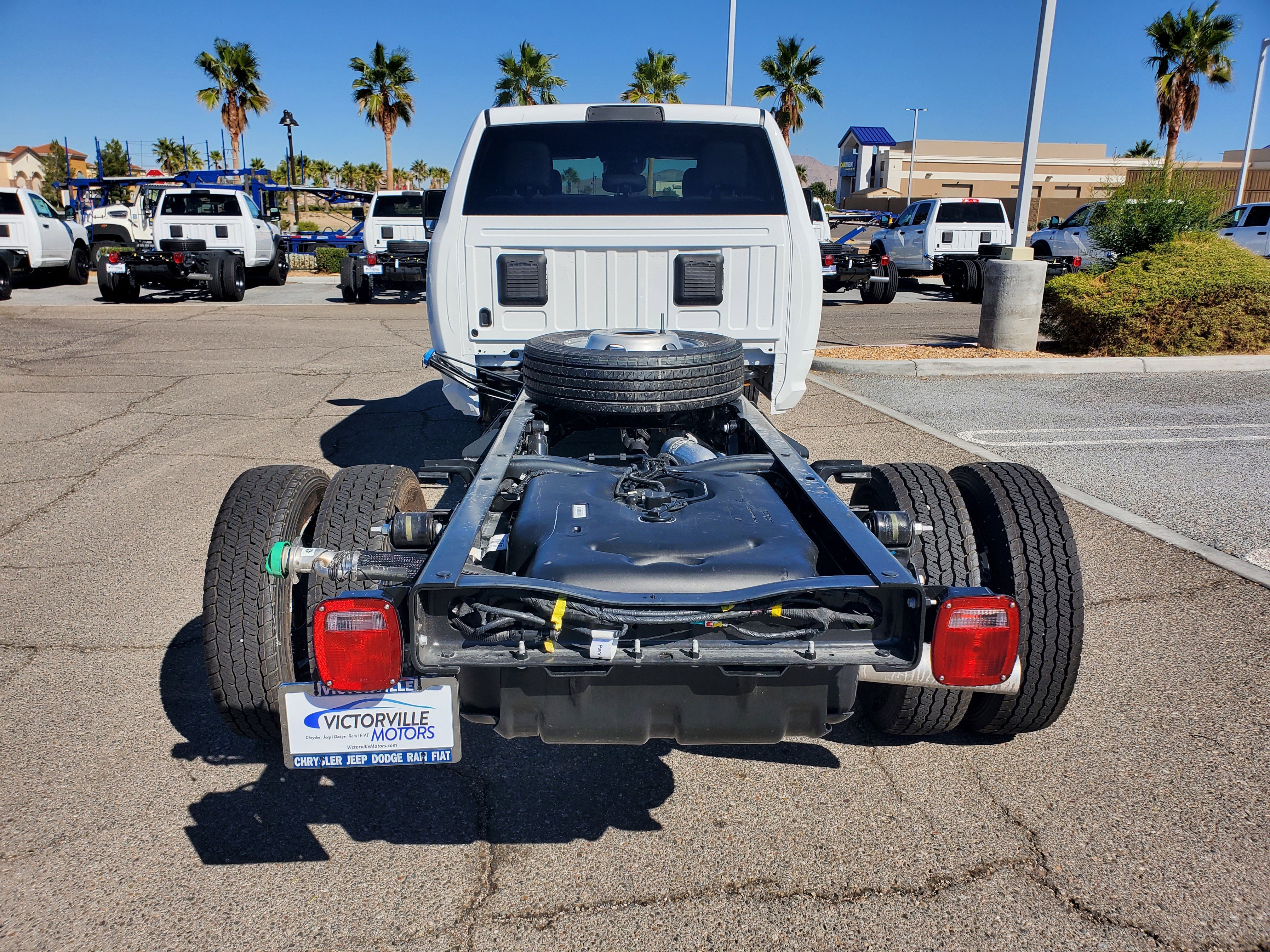New 2026 Bright White Clearcoat RAM Tradesman image 4