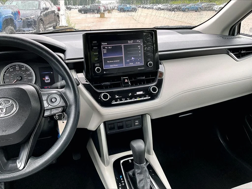 Certified Used 2022 Silver Toyota L image 18