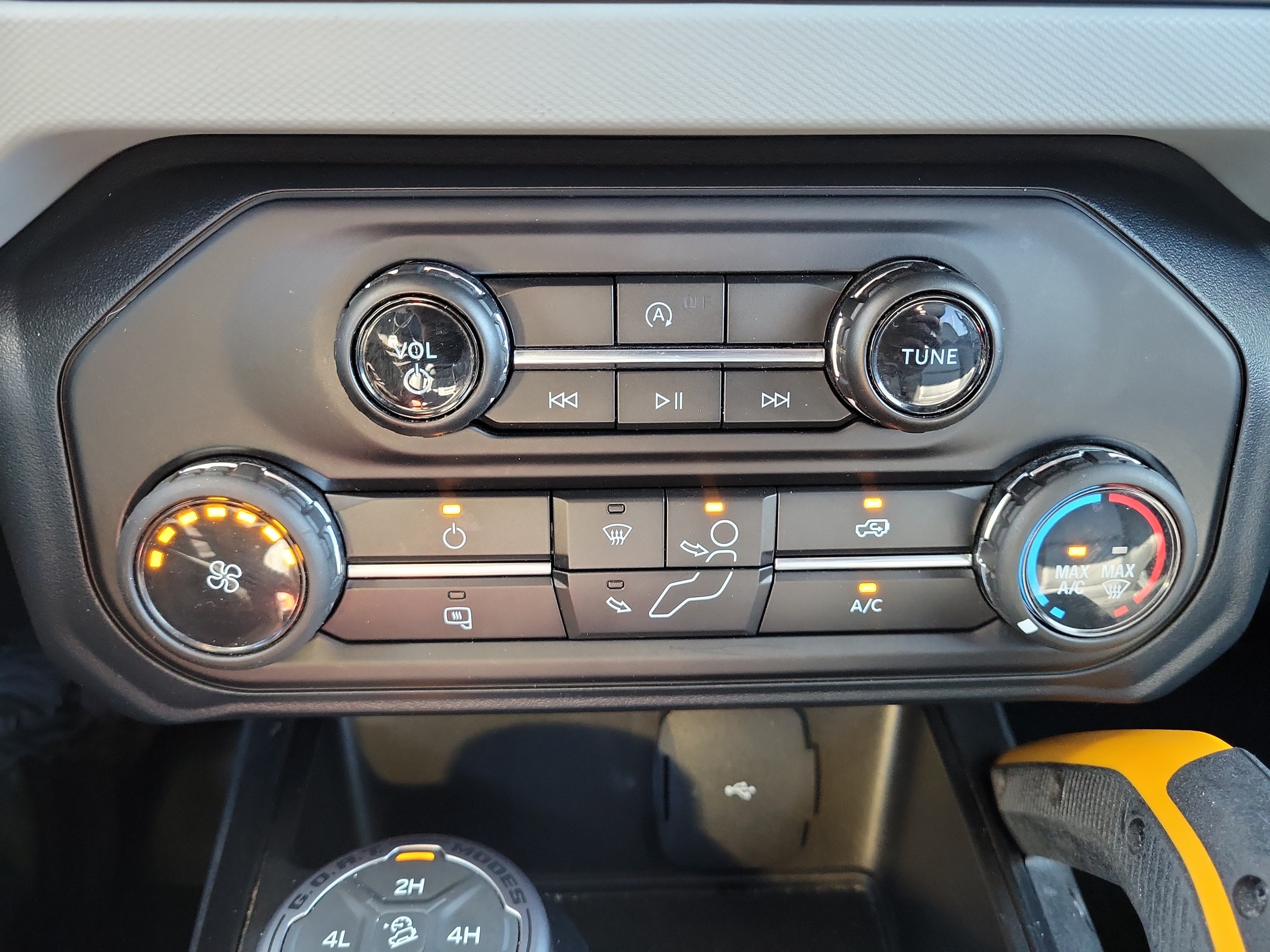Used 2021 Light Blue Ford Badlands image 27
