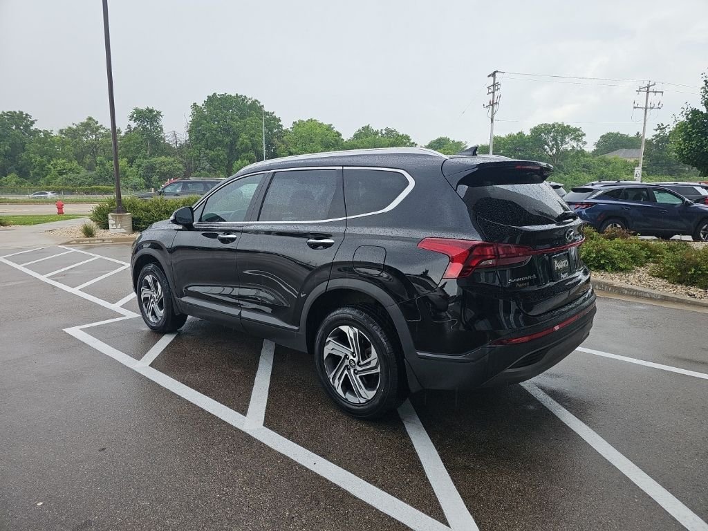 Certified Used 2023 Black Hyundai SEL image 3