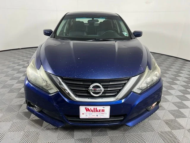 Used 2016 Deep Blue Pearl Nissan 2.5 SR image 2