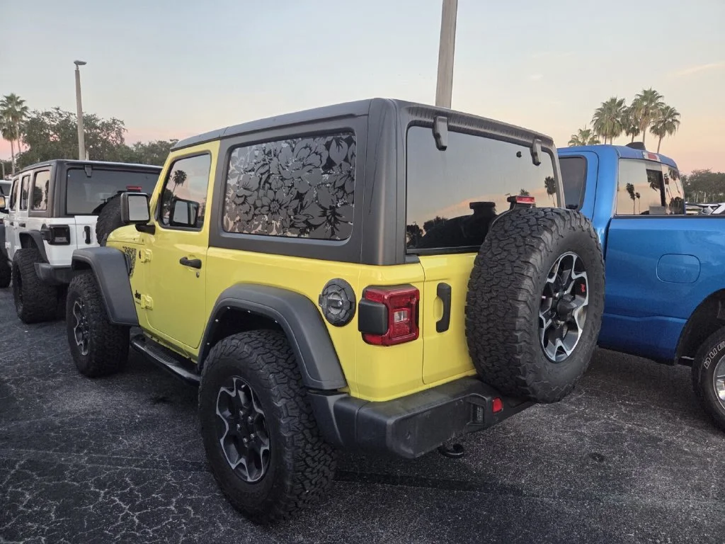 Used 2024 High Velocity Clearcoat Jeep Sport S image 4