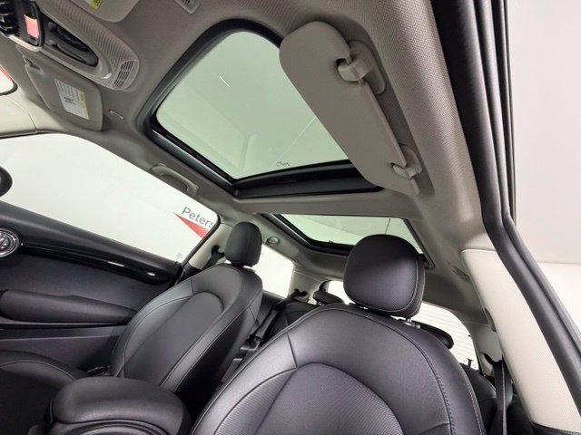 Used 2019 British Racing Green Metallic MINI Signature image 7