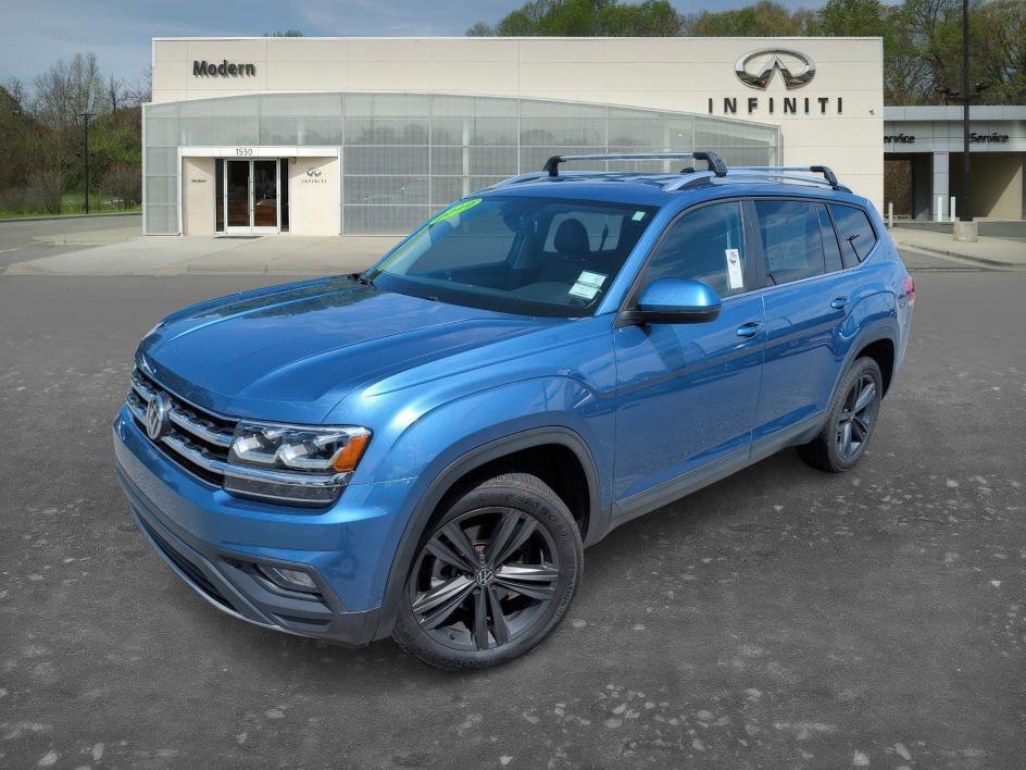 Used 2019 Pacific Blue Metallic Volkswagen 3.6L V6 SE image 1