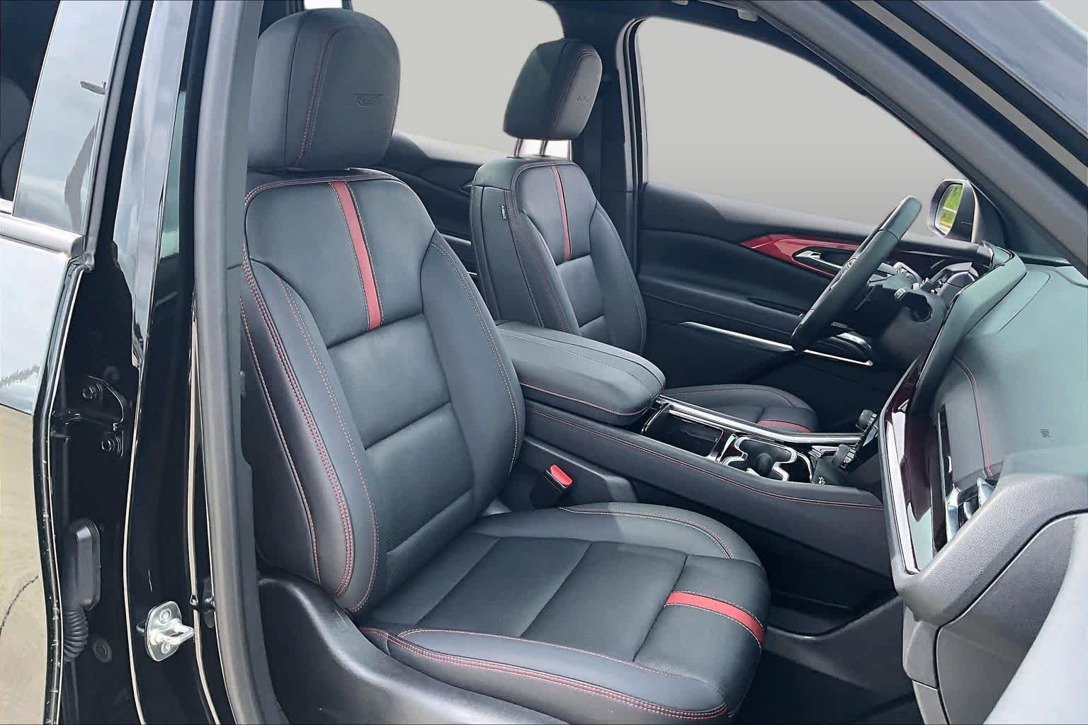 Used 2025 Mosaic Black Metallic Chevrolet FWD RS image 8