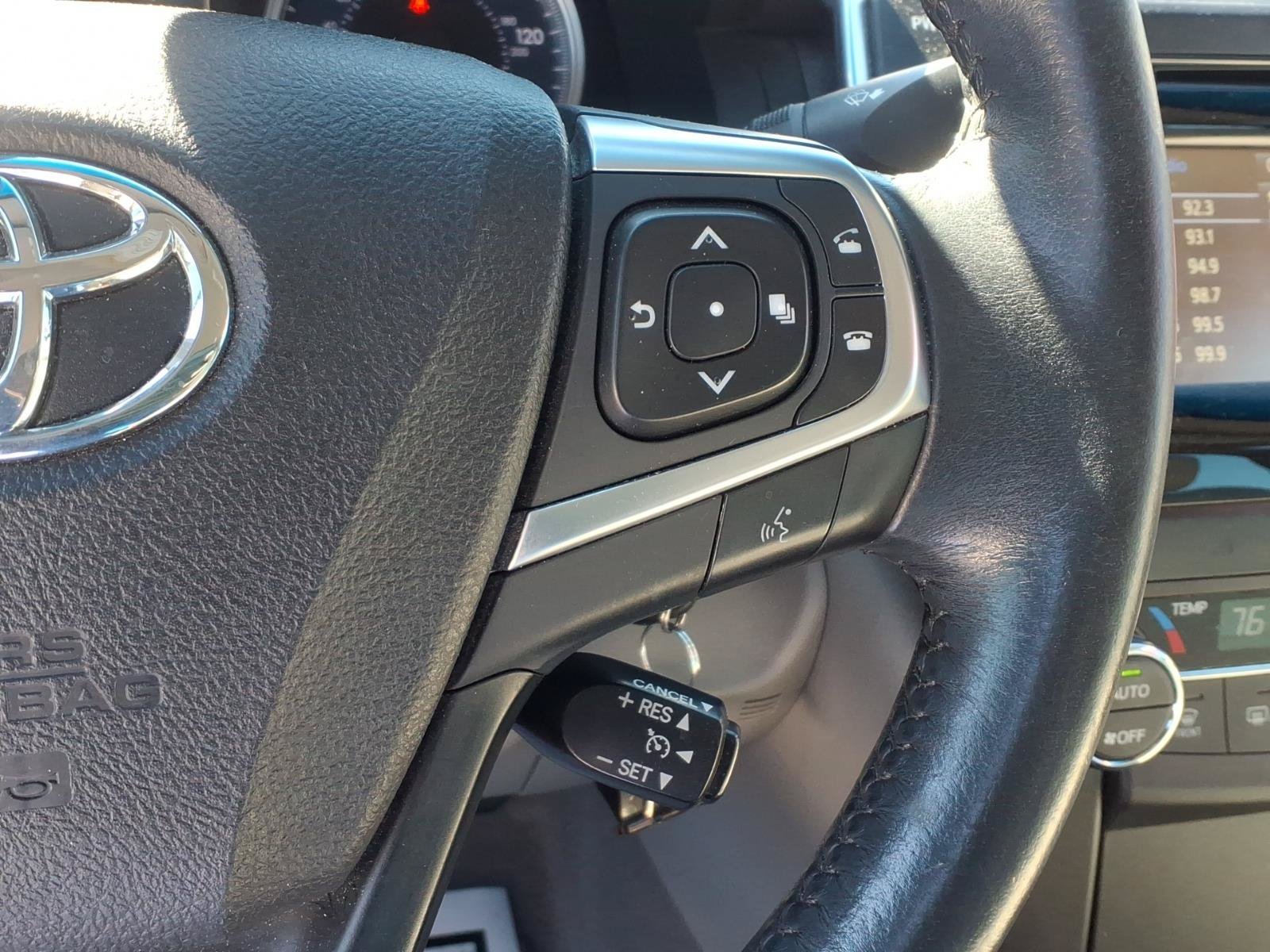 Used 2015 Attitude Black Toyota XLE image 25