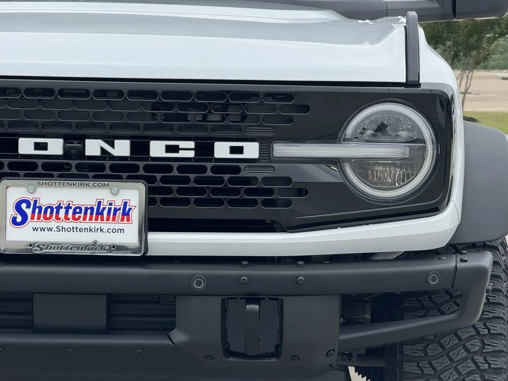 Used 2024 White Ford Wildtrak image 8