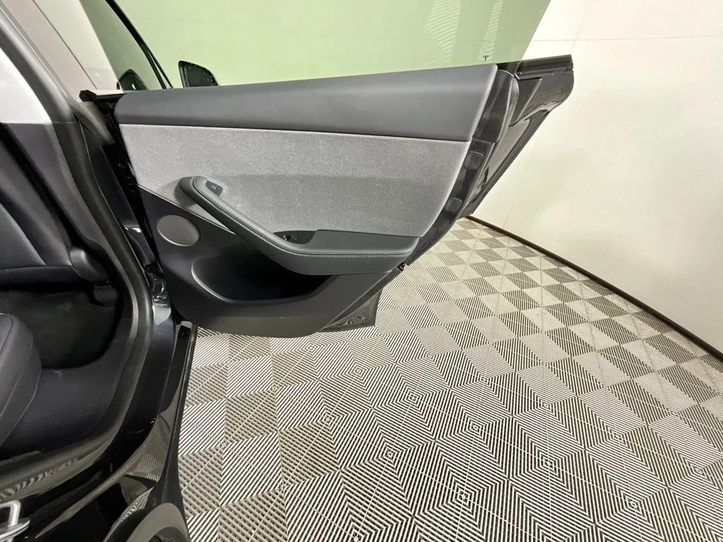Used 2026 Green Tesla Long Range image 23