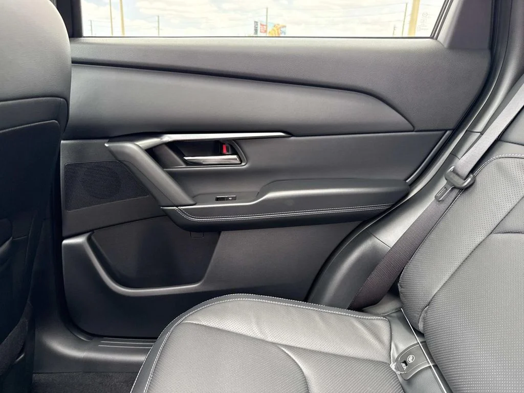 New 2026 Rhodium White Metallic Mazda 2.5 S Premium AWD image 21