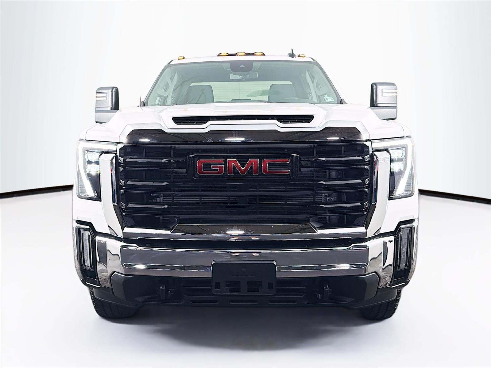 New 2026 Summit White GMC Pro image 6