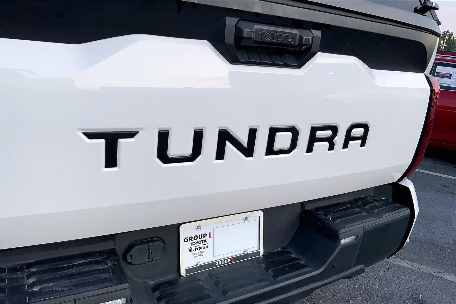 Used 2024 Ice Cap Toyota SR5 image 30