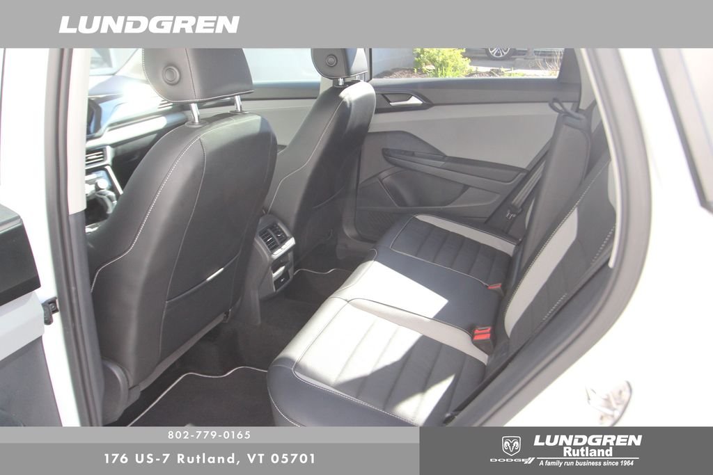 Used 2023 White Volkswagen 1.5T SEL image 24